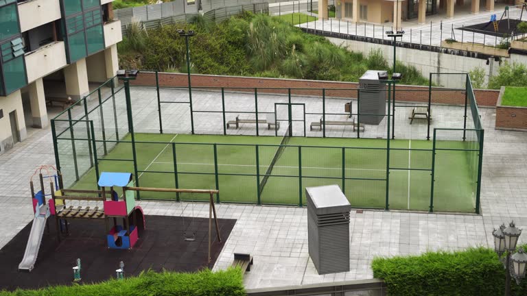 Constructeur d'un court de tennis en gazon synthétique à Nice