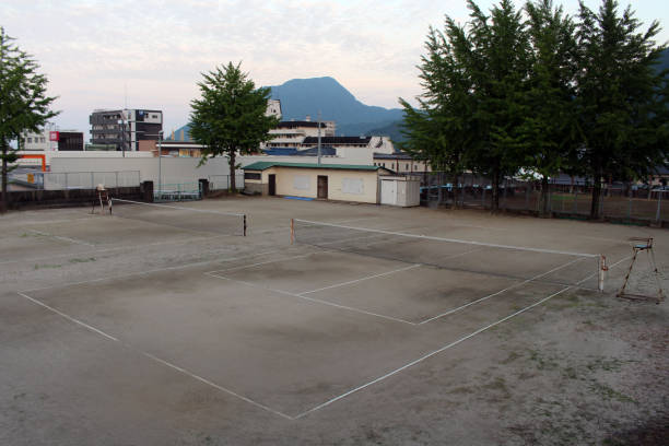 Construction d'un court de tennis à Saint-Raphaël