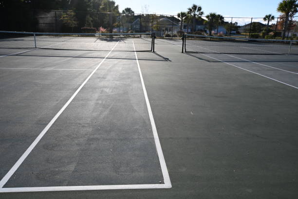 Construction d'un court de tennis à Saint-Raphaël