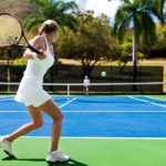 Comment rénover un vieux court de tennis à Cannes ?