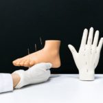 Les bienfaits thérapeutiques du tapis d’acupression pour le bien-être quotidien