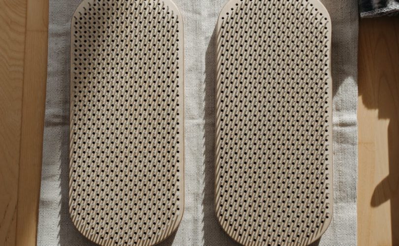 découvrez les bienfaits de l'acupression avec notre tapis d'acupression, conçu pour soulager les tensions, améliorer la circulation sanguine et favoriser la relaxation. idéal pour des séances de bien-être à domicile.
