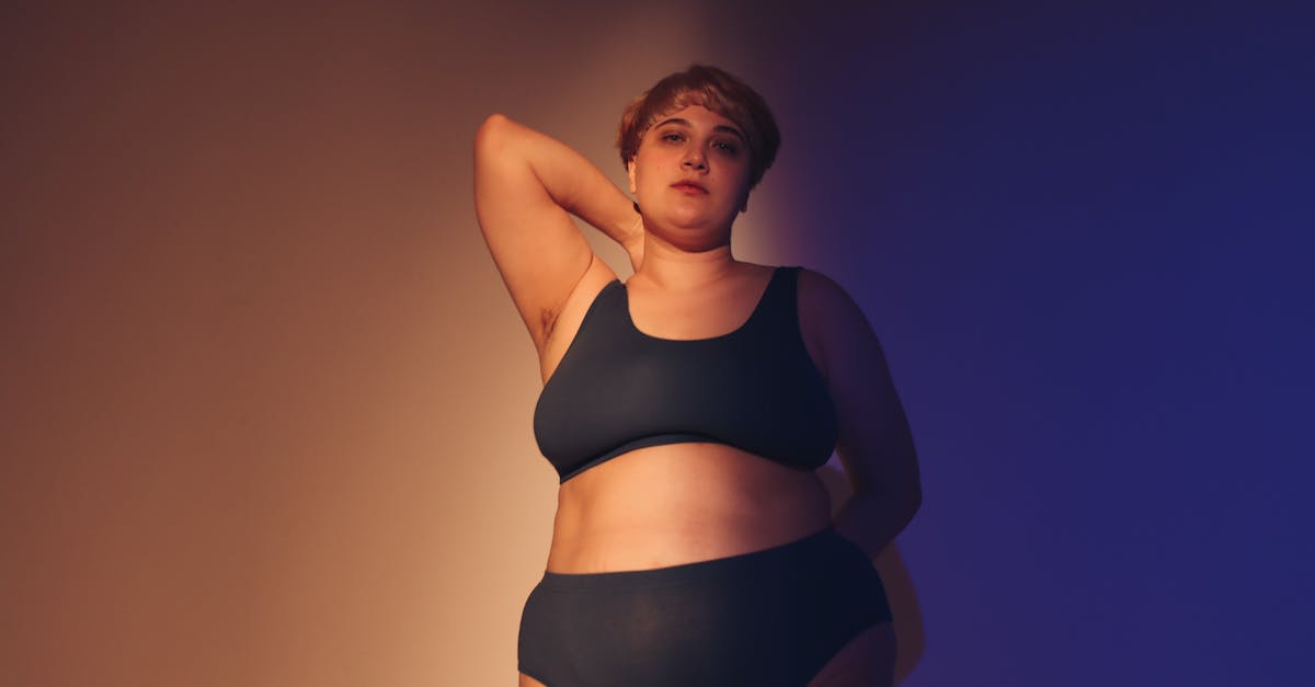 découvrez les dernières tendances en matière de lingerie pour sublimer votre silhouette. explorez des styles variés, des matériaux raffinés et des couleurs tendances qui allient confort et élégance. restez à la pointe de la mode avec notre guide sur les must-have de la lingerie !