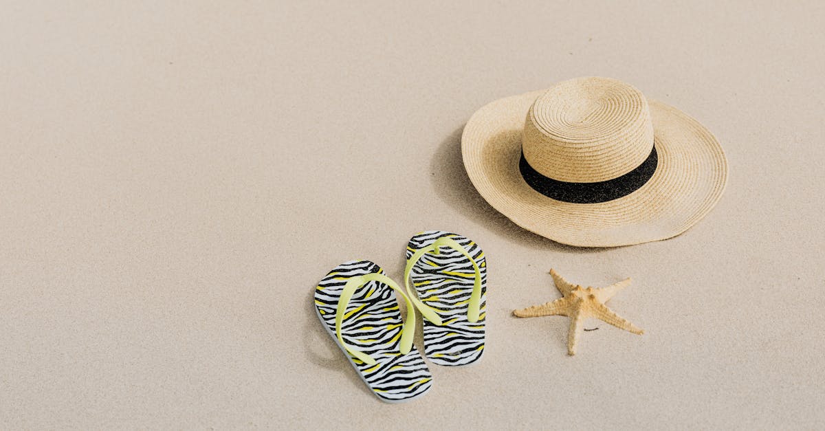 découvrez notre collection de paréos de plage tendance, alliant style et confort. parfaits pour vos journées ensoleillées, nos sarongs se déclinent en divers motifs et couleurs pour sublimer votre look estival. soyez chic et élégante à la plage avec nos pièces uniques!
