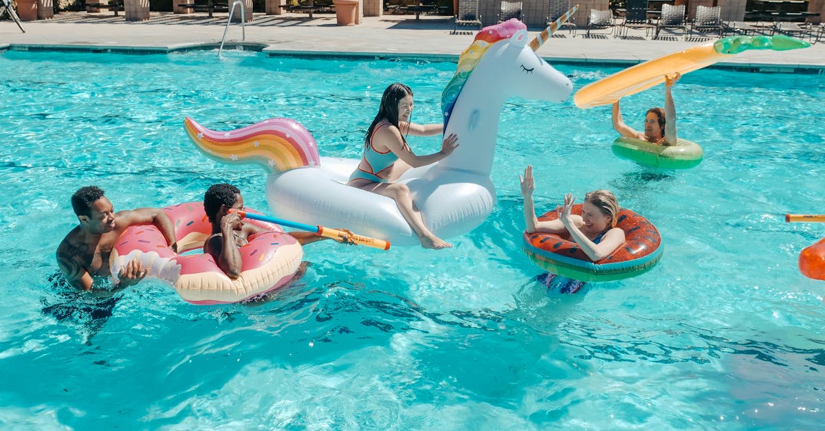 découvrez notre collection de bouées et flotteurs de piscine pour une expérience estivale inoubliable. profitez du soleil et détendez-vous avec style sur nos modèles variés, parfaits pour les adultes et les enfants. transformez votre baignade en un moment de plaisir et de relaxation!