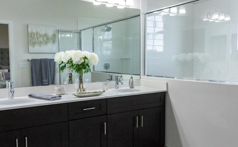 découvrez notre sélection d'accessoires de douche pour améliorer votre expérience de bain. des pommeaux de douche innovants aux organisateurs pratiques, trouvez tout ce dont vous avez besoin pour transformer votre salle de bain en un espace de détente unique.
