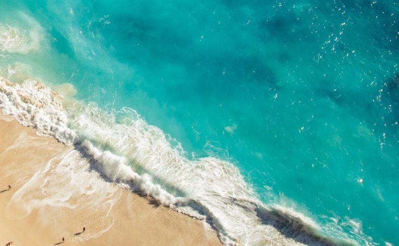 découvrez bali, l’île indonésienne paradisiaque réputée pour ses plages magnifiques, ses rizières verdoyantes, sa culture unique et ses temples majestueux. préparez votre prochain voyage au cœur de bali.