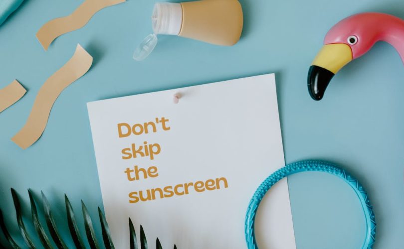 découvrez tous nos conseils et astuces pour adopter les bons gestes de protection solaire : comment choisir une crème solaire, éviter les coups de soleil et profiter du soleil en toute sécurité.