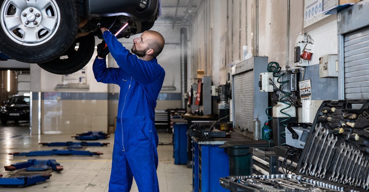découvrez nos conseils pratiques pour l'entretien de votre véhicule : astuces, vérifications essentielles et bonnes pratiques pour prolonger la durée de vie de votre auto et assurer votre sécurité sur la route.