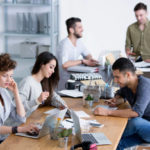 Pourquoi une vidéo entreprise Lyon efficace réduit 5 fois les incompréhensions du message ?