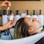 Le Hair SPA à Lyon est-il recommandé en cas de chute de cheveux saisonnière ?