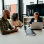 Quelle solution en 2 axes puissants propose une boutique WooCommerce Lyon pour vendre plus ?