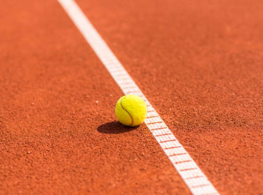 construction court de tennis en terre battue à Chartres